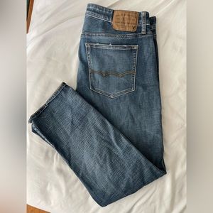 Men’s American eagle blue jeans